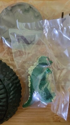 Bandai Little Godzilla Gashapon Blind HG Real Figure w/ Diorama & Effect-image