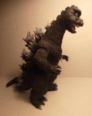 2007 Toho Co. Bandai 7