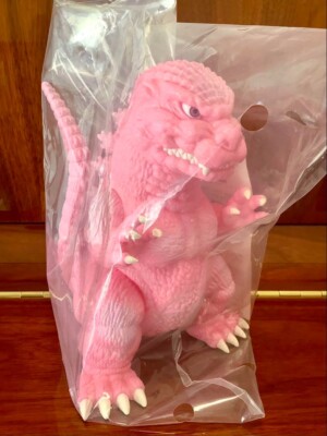 Bandai Fantazzzy TOYS Godzilla Soft Vinyl Pink Premium F/S Japan-image