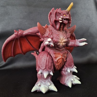 Bandai Destroyah 6