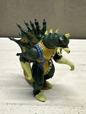 Godzilla Wars Gigan Action Figure by Trendmasters Vintage 1995 4”-image