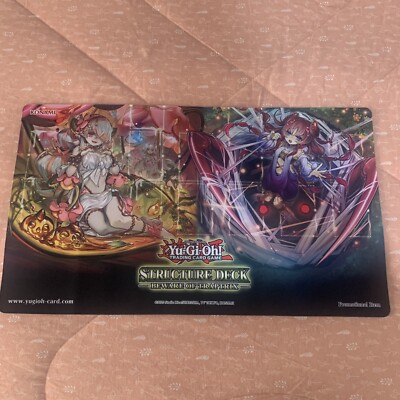 Yugioh! Playmat Structure Deck: Beware of Traptrix - Konami Ítem-image