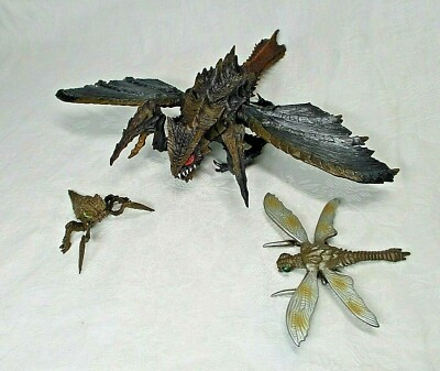 Godzilla MEGAGUIRUS Tsuburaya Bandai 2000 Kaiju Movie Monster 7