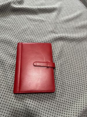 Vintage Banana Republic Red Leather Photo Album Holds 32 4x6 /5x7 Photos-image
