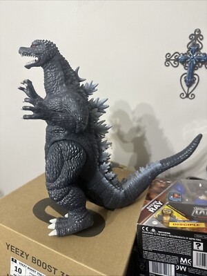 Playmates Godzilla Action Figure 2020 Toho Monsterverse 7” Tall-image