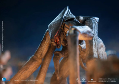 HIYA EBG0081 Godzilla Monster Female MUTO 15cm Action Figure Model Toy-image