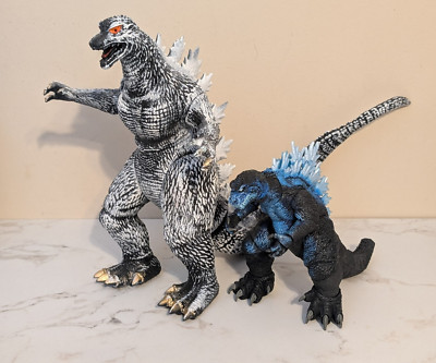 Godzilla Black / White 11