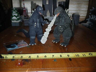 50th Memorial box godzilla 1964 vinyl & neca godzilla 1962 artculated figures-image