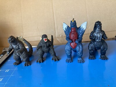 Bandai,Hyper Godzilla Series etc,4 Figures Set (Godzilla '62,'94,2001 etc)-image