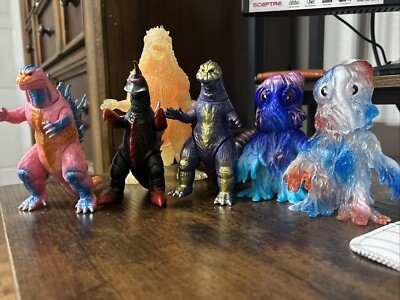 BANDAI (7”) & CCP GODZILLA (4.7”) LOT (6 FIGURES) *PLEASE READ DESCRIPTION*-image