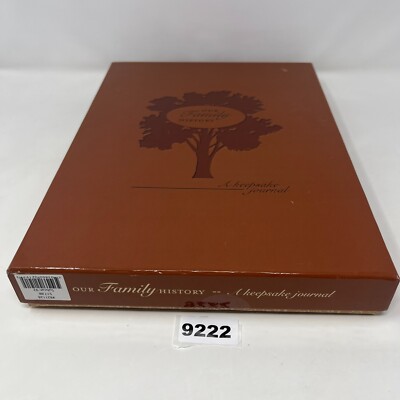 Our Family History: A Keepsake Journal - Italian Leatherette NEW-image