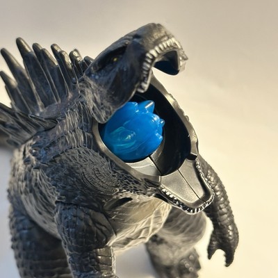 2014 BANDAI 10” DX GODZILLA Atomic Roar sound and light WORKING LIGHTS AND ROAR-image