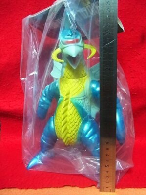 Toy Figure Medicom Gigan Godzilla Marmit Soft Vinyl-image