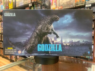 Godzilla 2014 Exquisite (HIYA, Godzilla vs Kong) SEALED **IN HAND**-image