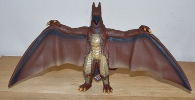 2018 BANDAI Movie Monsters 6