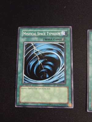 YuGiOh Mystical Space Typhoon SD7-EN017-image