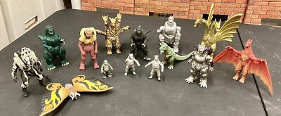 Classic 14x Bandai Godzilla Mixed Mini Figure Lot (‘94 -‘05) Final Wars Battle G-image