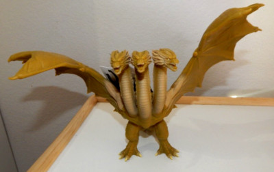 New with Tag 2019 Bandai KING GHIDORAH 8