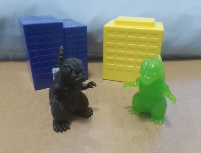 Bandai Godzilla Black Godzilla Green Chase 2inch -image