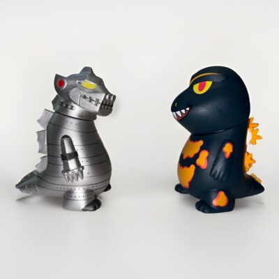 Kidrobot MechaGodzilla And Burning Godzilla Battle Ready Edition Art Figures-image