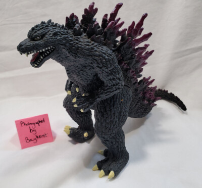Godzilla 2000 Millenium Figure 7 inch inches Toho Bandai 2007 purple spikes-image