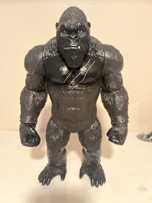 Playmates Godzilla Monsterverse 11 Inch Kong Giant Action Figure-image