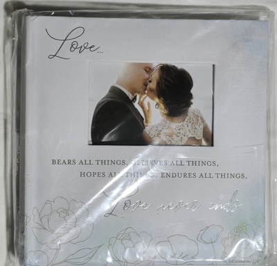 **New** Malden Wedding Photo Album, 1 Corinthians 13:7 Love Never Ends-image