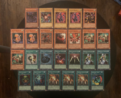 Yu-Gi-Oh Dragon's Roar Structure Deck English 39 of 40-image