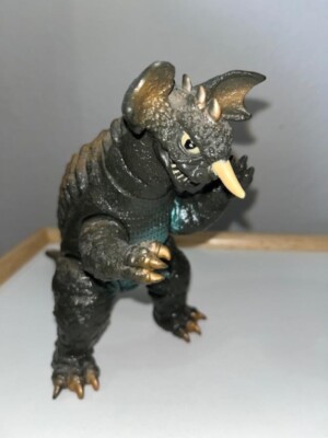 1992 Bandai BARAGON 7