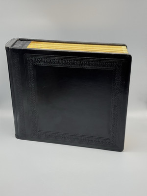 The Florentina By Maxima Made In USA Leather Bound Brass Tip Page Wedding Album-image