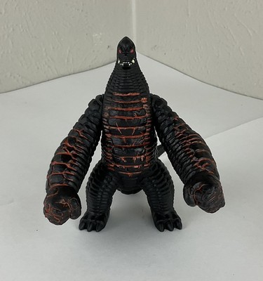 2014 Bandai Japan Ultra Monster Series 500 #57 Ex Red King 4.75