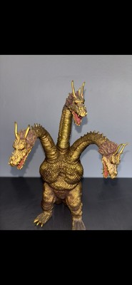 X-PLUS King Ghidorah 1964 Battle Ver. Figure TOHO Daikaiju Series (2024 Reissue)-image