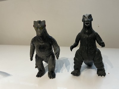 Vintage Yamakatsu Godzilla & Mechagodzilla Action Figures-image