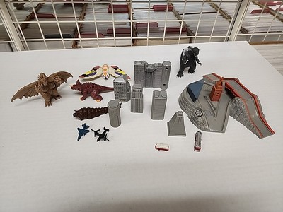 2002 Bandai Toho Godzilla Crumble Zone Playset Incomplete-image