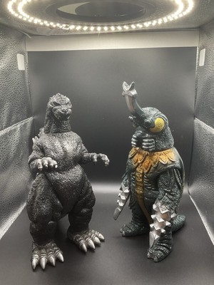 VINTAGE 1991 BANDAI 9” MEGALON AND GODZILLA MONSTERS Vinyl Figure Jet Jaguar-image