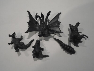 GODZILLA/KAIJU DARK GREY GASHAPON MINIATURE FIGURES MINT RARE T.T.B 1994 5 TOTAL-image