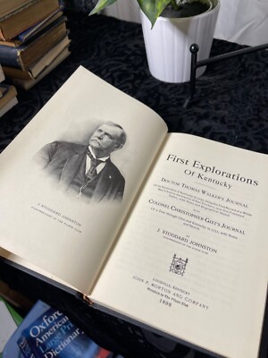First Explorations Of Kentucky: Doctor Thomas Walker'S Journal O [Leather Bound]-image