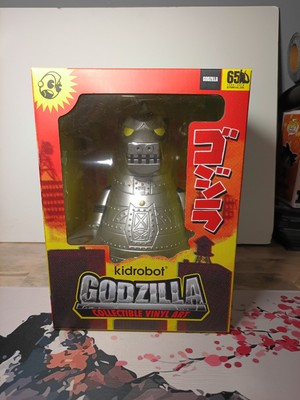 Kidrobot Mecha Godzilla Battle Ready 8