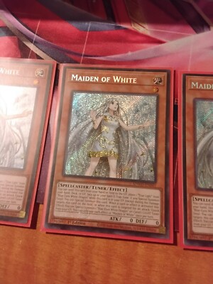 Maiden of White (Secret Rare) SDWD-EN041 Structure Deck: Blue-Eyes White Destiny-image