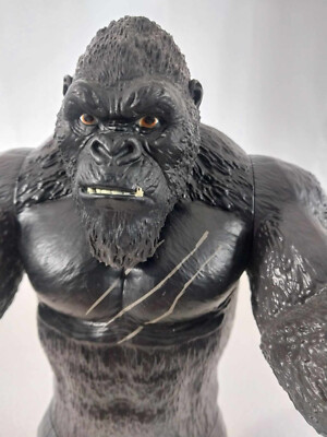 King Kong Action Figure 2020 Playmates 11” Inch Skull Island Godzilla vs Kong-image