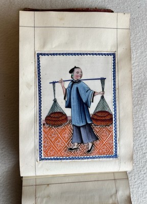 19th cent. Set of 31 Chinese Gouache Pith Paper Paintings in Leatherbound Album-image
