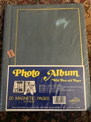 Magnetic 16 Page Blue with Gold Photo Album New-image