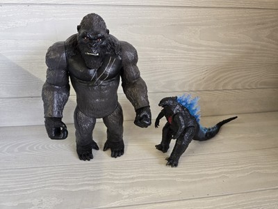 Lot Of 2 Legendary Mega Godzilla vs King Kong Action Figures Legendar Playmates-image
