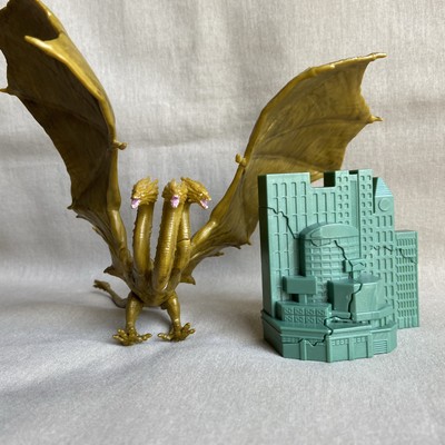 Godzilla King Of The Monsters: King Ghidorah & Destructible City 2019 Toho Jakks-image