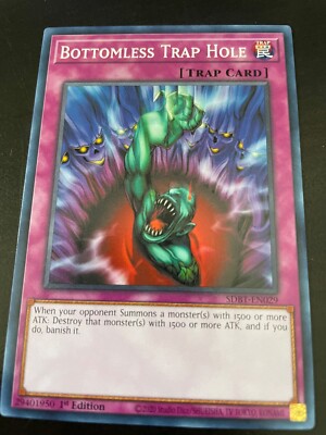Bottomless Trap Hole SDBT-EN029 Structure Deck: Beware of Traptrix 1st Edition-image