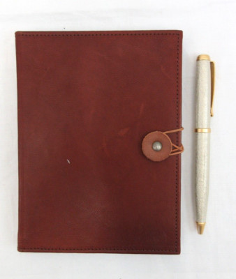 Photo Album Small Leather Cover w TIE Holds 20 4x6