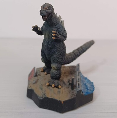 GODZILLA collectible figurine, Bandai, small, excellent condition, S1-112-image