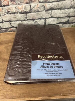Recollections Photo Holds up to 300 Photos CD Pocket Included-image