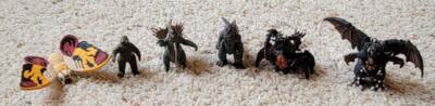 2002 Bandai Godzilla Pack of Destruction Mini Figures-image