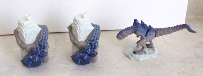 Vintage 1998 Toho Applause Godzilla Action Attack Figure on Stand + 2 others-image